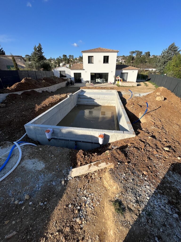 Construction d’une piscine à Solliès-Toucas (83)